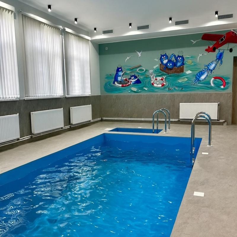 Теплый бассейн и бодрящая купель